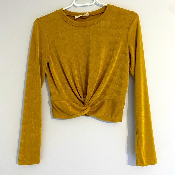 Mustard yellow long sleeve  crop - Picture 1 of 2